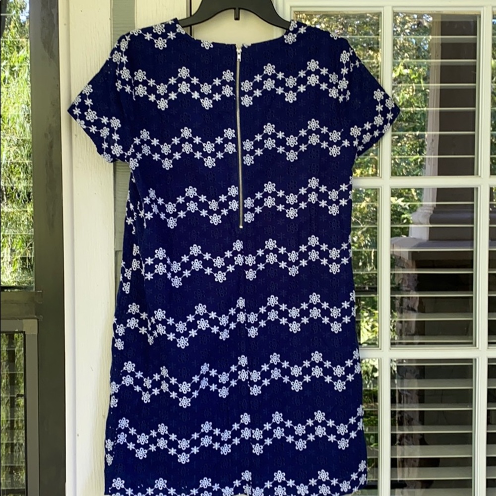 Jun & ivy lace dress - Picture 2 of 2
